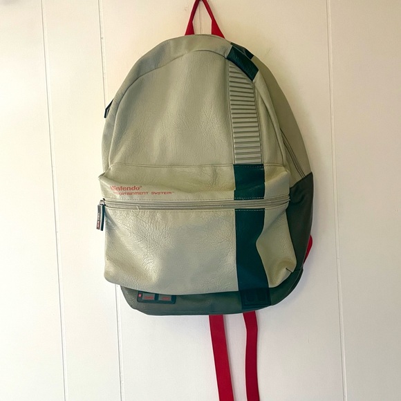 Nintendo Other - Nintendo System Entertainment Backpack